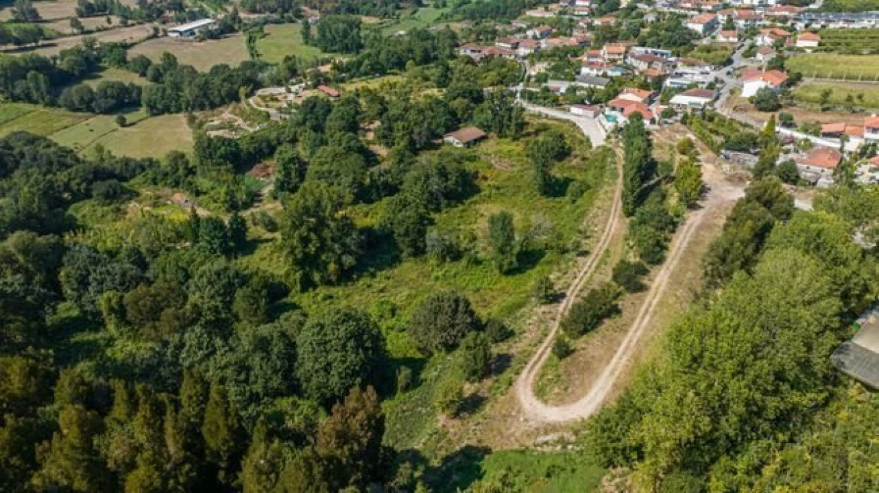 Terreno para Venda em Adaufe Foto 6