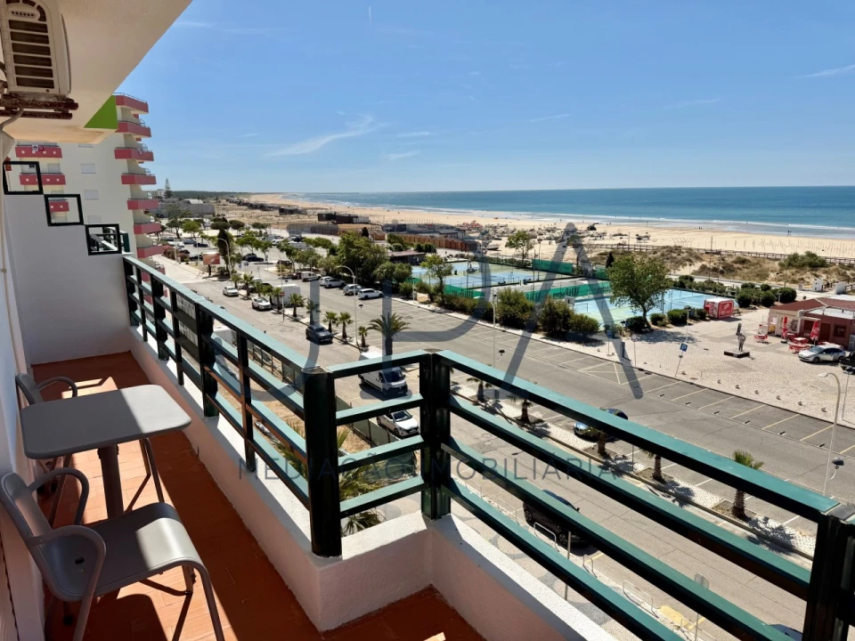 Apartamento T2 para Venda em Monte Gordo Foto 1