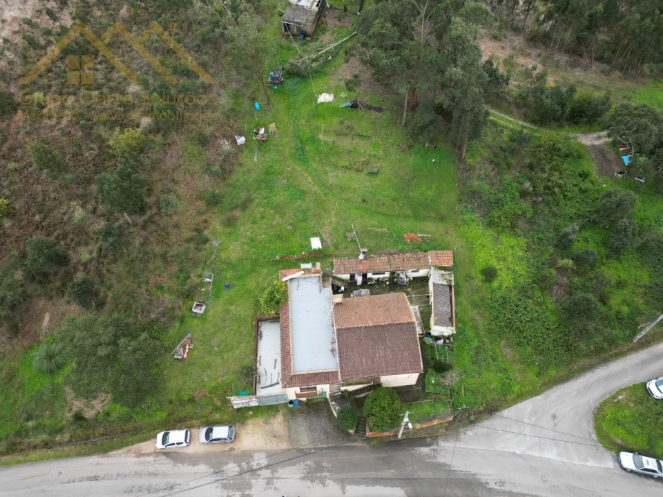 Moradia T3 para Venda em Santa Maria, São Pedro e Matacães Foto 28