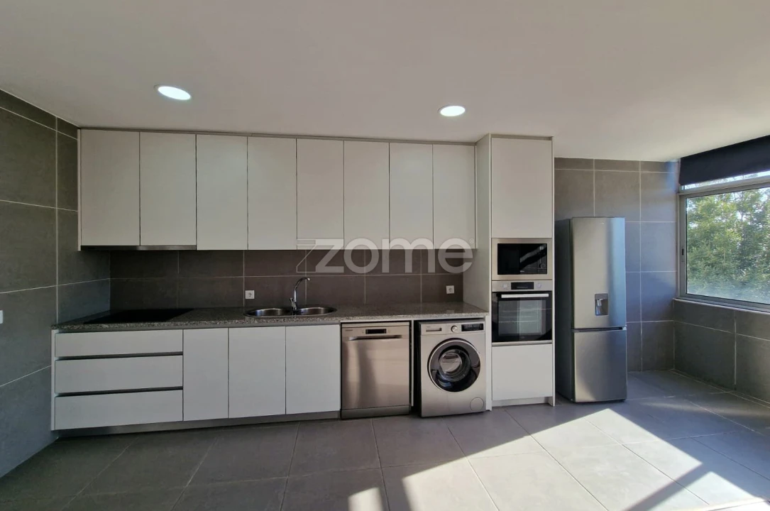 Apartamento T1 para Arrendamento em São Vitor (Braga) Foto 9