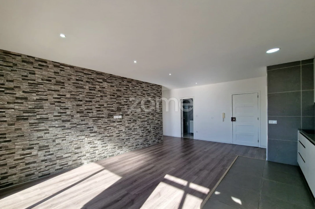 Apartamento T1 para Arrendamento em São Vitor (Braga) Foto 8