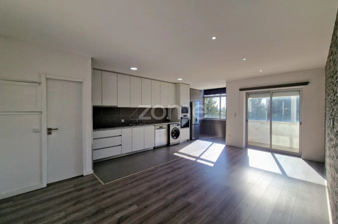 Apartamento T1 para Arrendamento em São Vitor (Braga) Foto 1