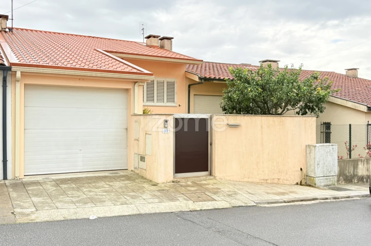 Moradia T3 para Venda em Vila Nova de Famalicão e Calendário Foto 3