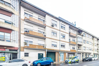 Apartamento T2 para Arrendamento em Campanhã