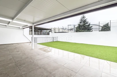 Apartamento T2 para Arrendamento em Campanhã