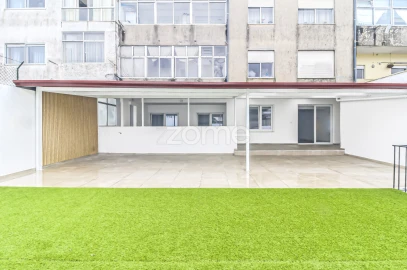 Apartamento T2 para Arrendamento em Campanhã
