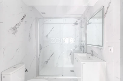 Apartamento T2 para Arrendamento em Campanhã
