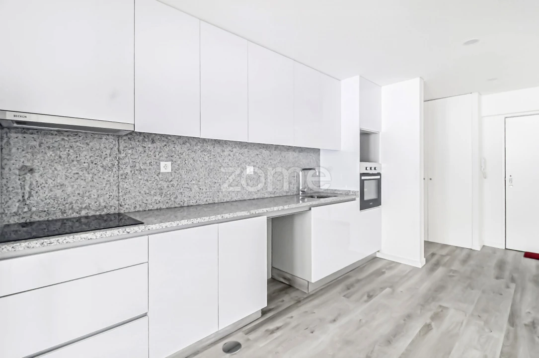 Apartamento T2 para Arrendamento em Campanhã Foto 12