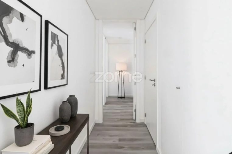 Apartamento T2 para Arrendamento em Campanhã Foto 2
