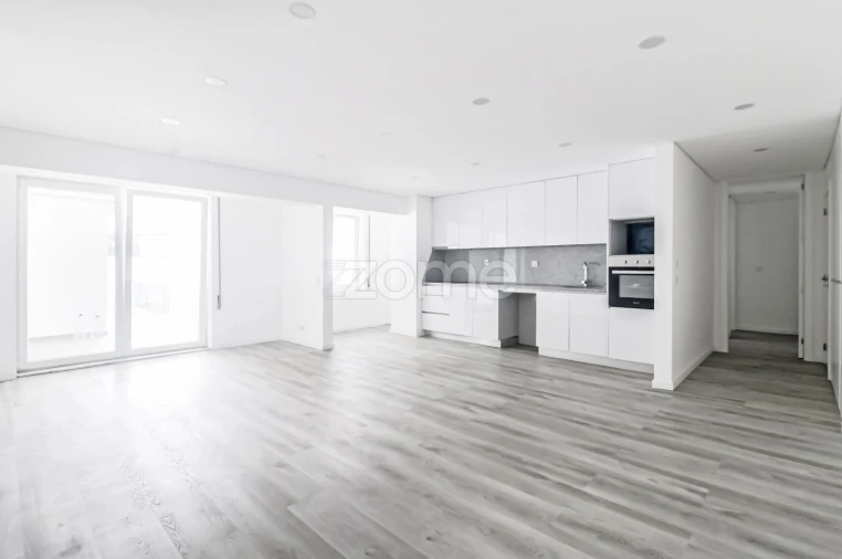 Apartamento T2 para Arrendamento em Campanhã Foto 6