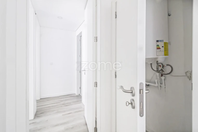 Apartamento T2 para Arrendamento em Campanhã Foto 23