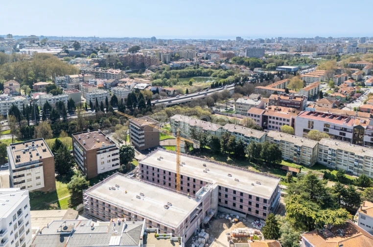 Apartamento T2 para Venda em Paranhos Foto 1