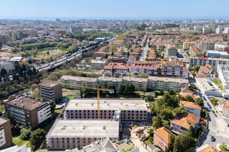 Apartamento T2 para Venda em Paranhos Foto 12