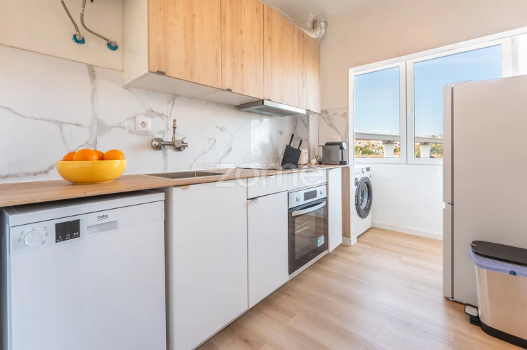 Apartamento T2 para Venda em Oliveira do Douro Foto 9