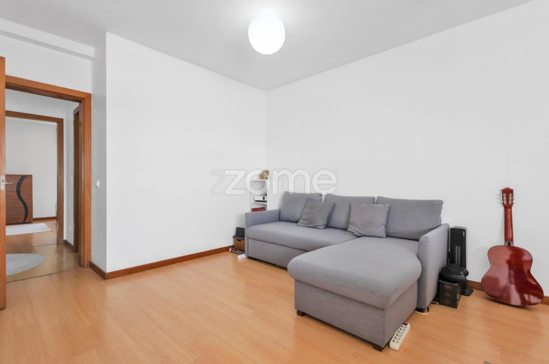 Apartamento T3 para Venda em Guilhabreu Foto 8