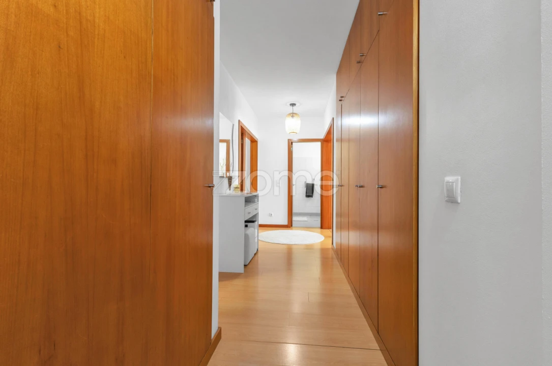 Apartamento T3 para Venda em Guilhabreu Foto 19