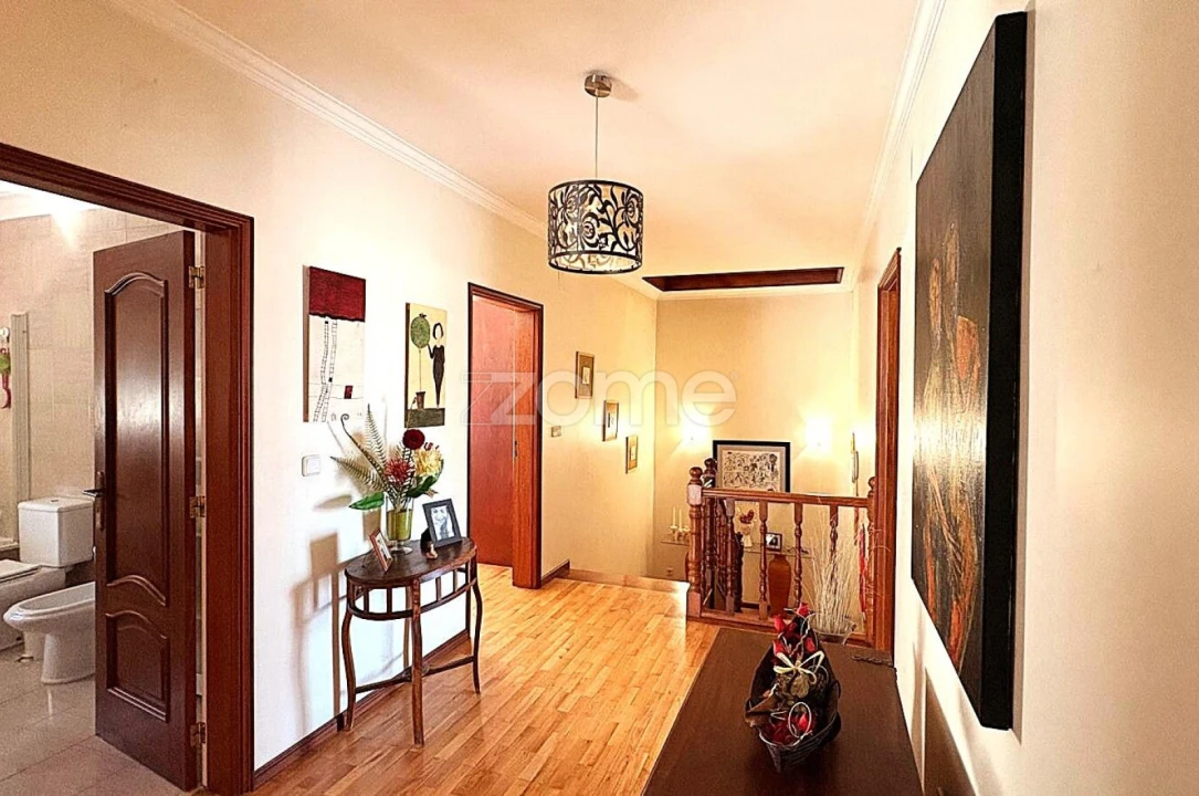 Moradia T4 para Venda em Nogueira, Fraião e Lamaçães Foto 42