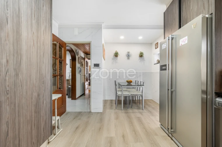 Moradia T4 para Venda em Nogueira, Fraião e Lamaçães Foto 8