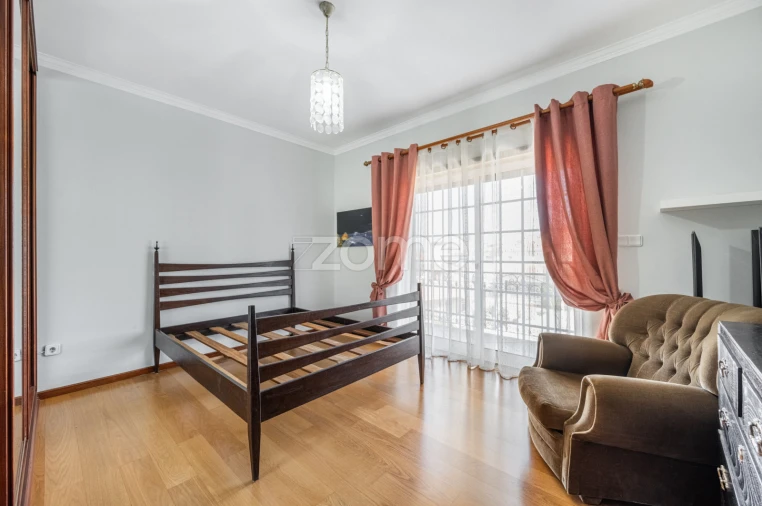 Moradia T4 para Venda em Nogueira, Fraião e Lamaçães Foto 18