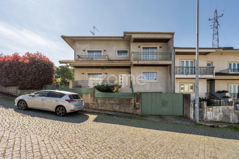 Moradia T4 para Venda em Nogueira, Fraião e Lamaçães Foto 38