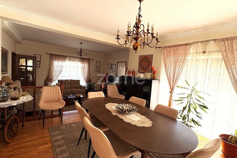 Moradia T4 para Venda em Nogueira, Fraião e Lamaçães Foto 44