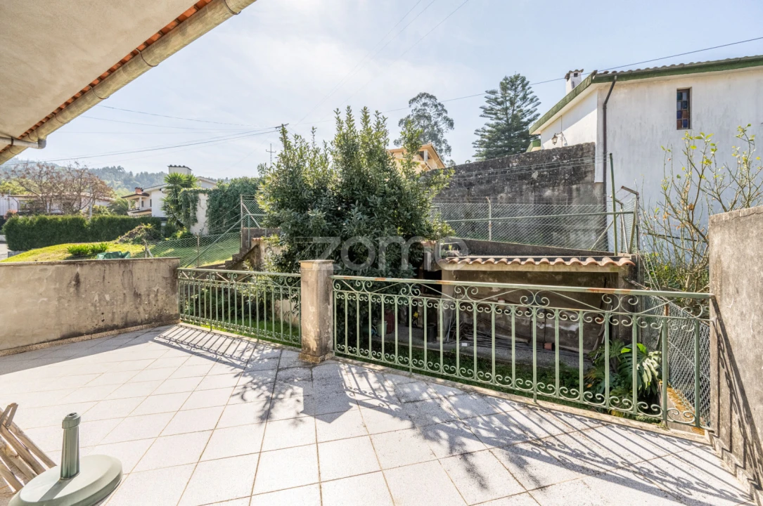 Moradia T4 para Venda em Nogueira, Fraião e Lamaçães Foto 15