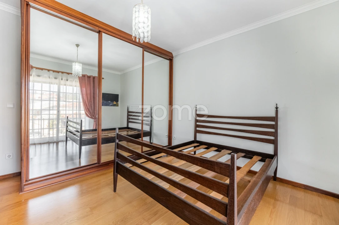 Moradia T4 para Venda em Nogueira, Fraião e Lamaçães Foto 19