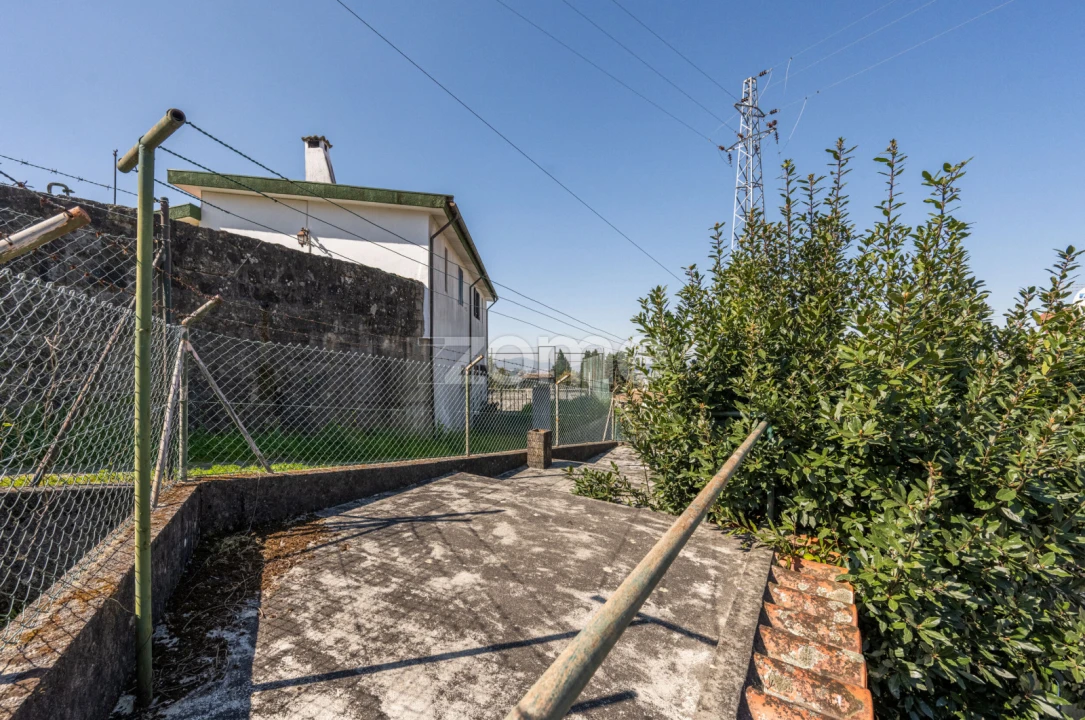 Moradia T4 para Venda em Nogueira, Fraião e Lamaçães Foto 33