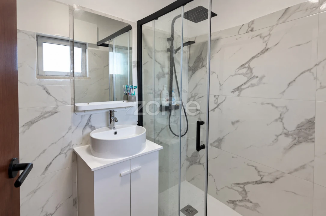 Apartamento T4 para Venda em Alcabideche Foto 26