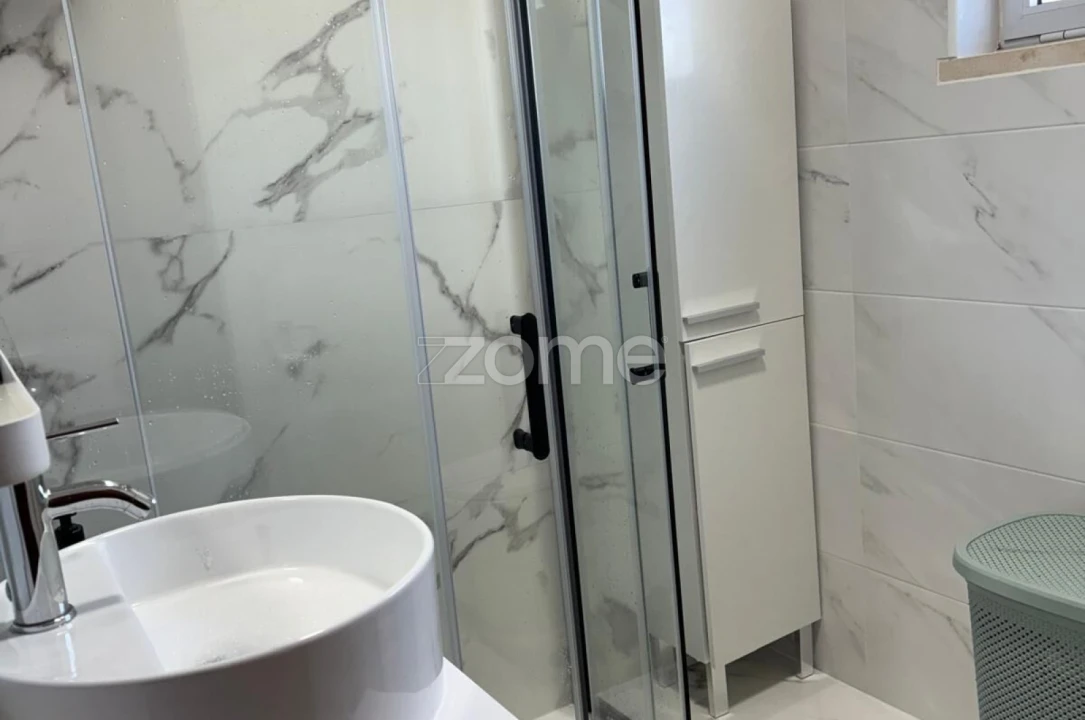 Apartamento T4 para Venda em Alcabideche Foto 18