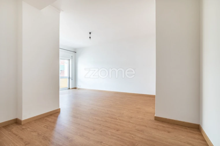 Apartamento T2 para Venda em Leiria, Pousos, Barreira e Cortes Foto 6