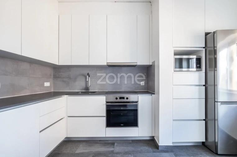 Apartamento T2 para Venda em Leiria, Pousos, Barreira e Cortes Foto 18