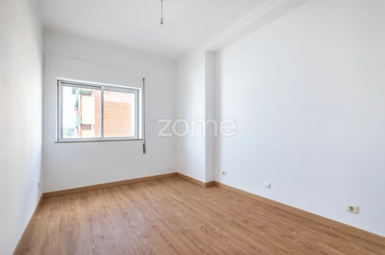 Apartamento T2 para Venda em Leiria, Pousos, Barreira e Cortes Foto 27