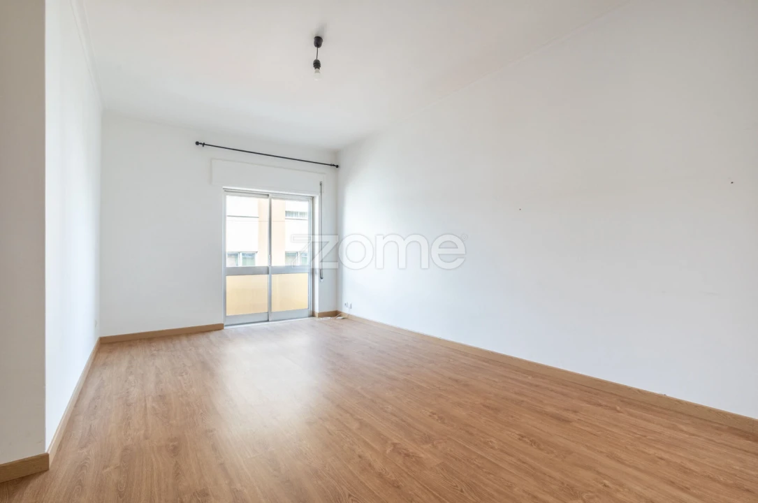 Apartamento T2 para Venda em Leiria, Pousos, Barreira e Cortes Foto 7