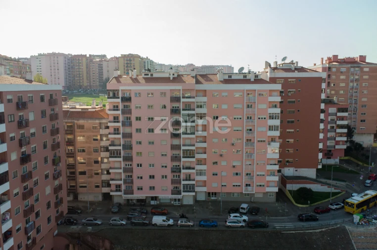 Apartamento T2 para Venda em Cacém e São Marcos Foto 1