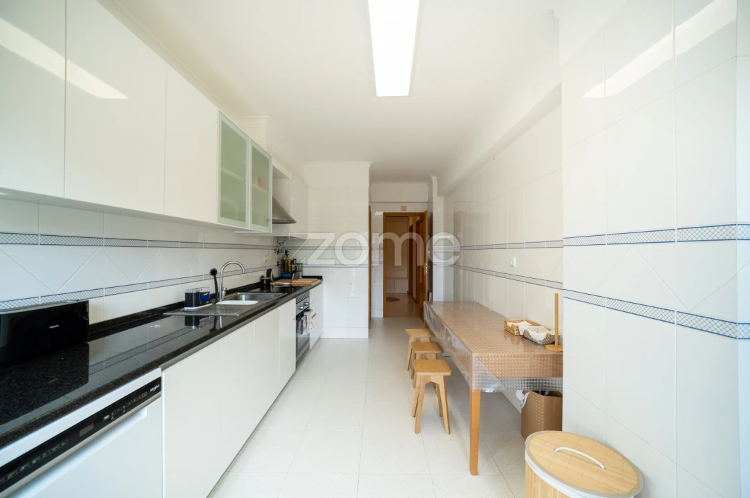 Apartamento T2 para Venda em Cacém e São Marcos Foto 12