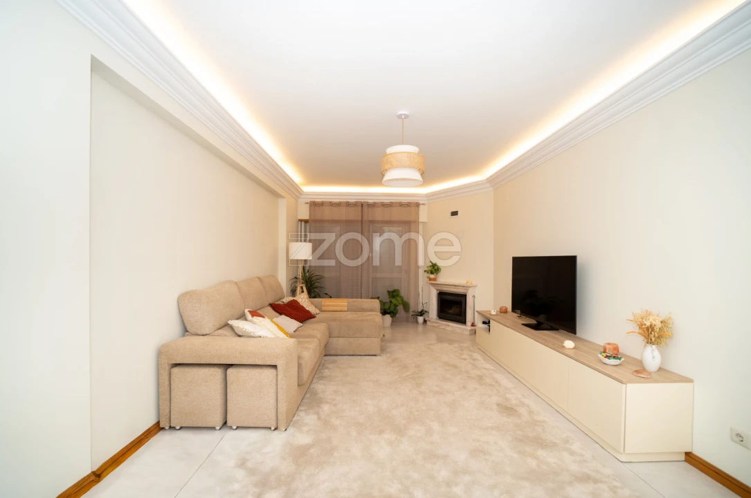 Apartamento T2 para Venda em Cacém e São Marcos Foto 11