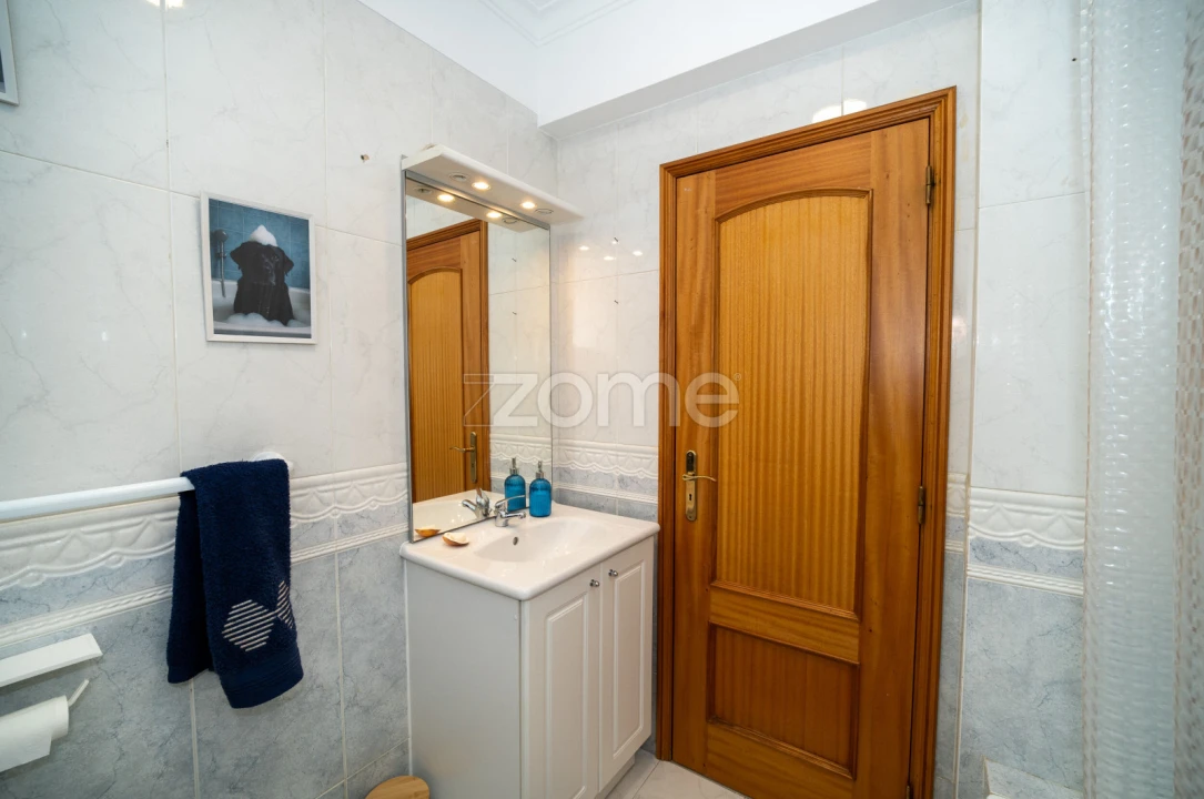 Apartamento T2 para Venda em Cacém e São Marcos Foto 16