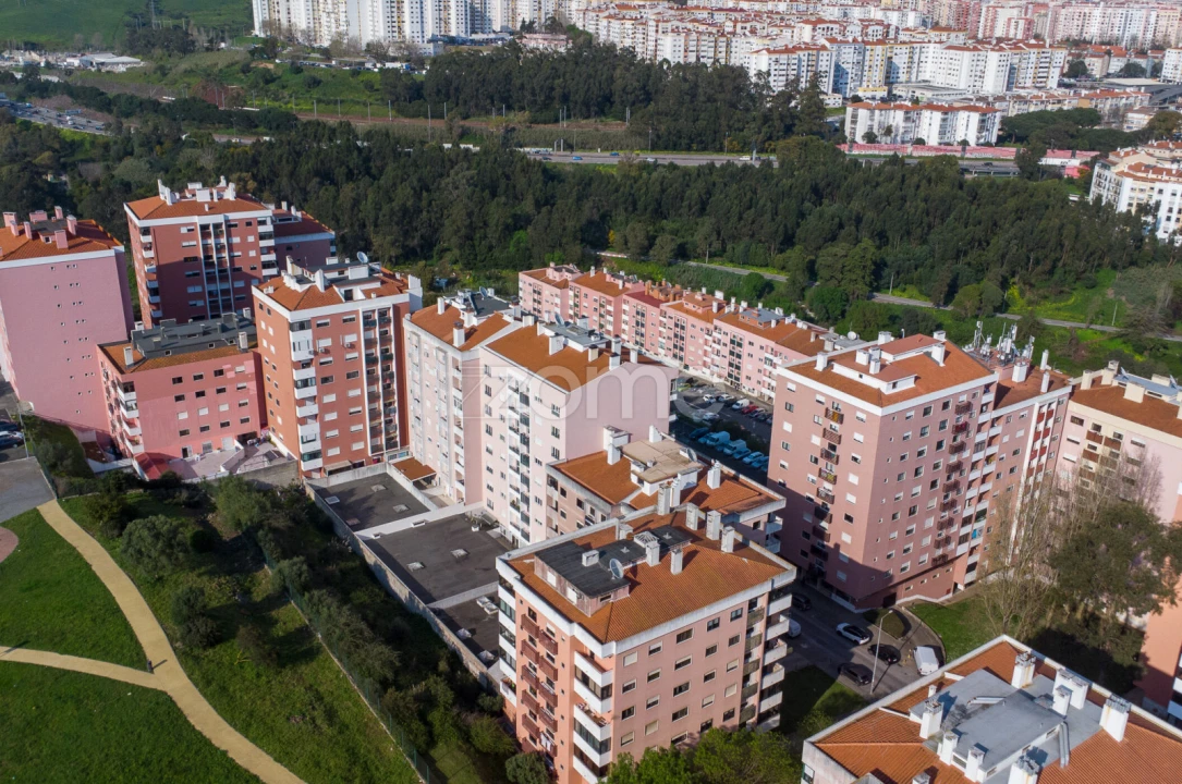 Apartamento T2 para Venda em Cacém e São Marcos Foto 29