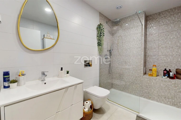 Apartamento T2 para Arrendamento em Almada, Cova da Piedade, Pragal e Cacilhas Foto 7