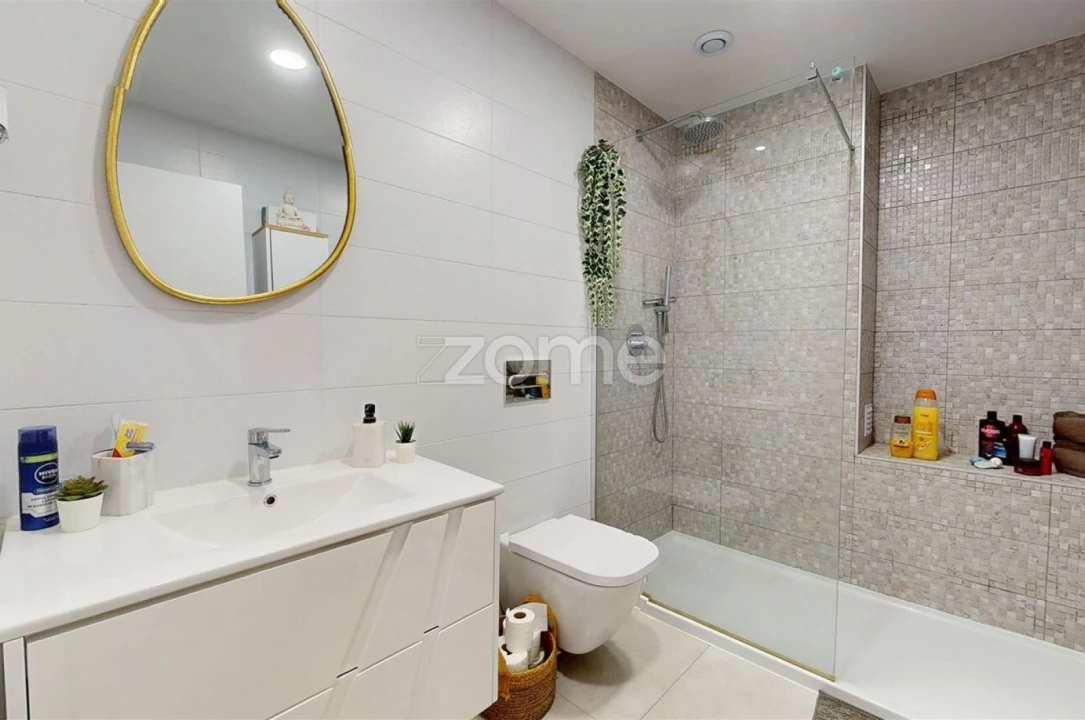 Apartamento T2 para Arrendamento em Almada, Cova da Piedade, Pragal e Cacilhas Foto 7