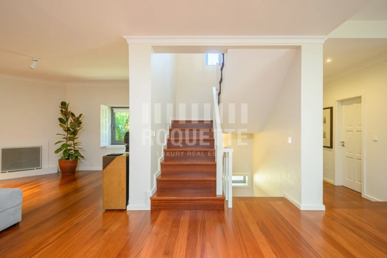 Moradia T3 para Venda em Lordelo do Ouro e Massarelos Foto 2