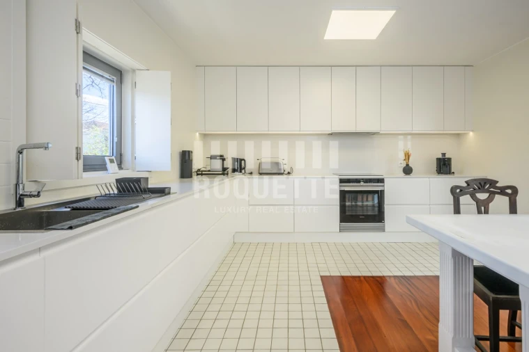 Moradia T3 para Venda em Lordelo do Ouro e Massarelos Foto 10