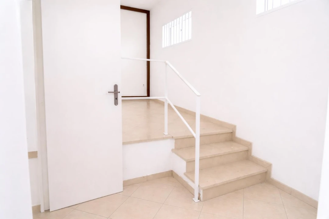 Loja para Arrendamento em Vagos e Santo António Foto 6