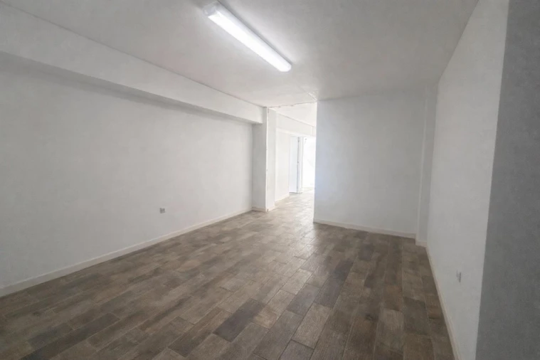 Loja para Arrendamento em Glória e Vera Cruz Foto 13