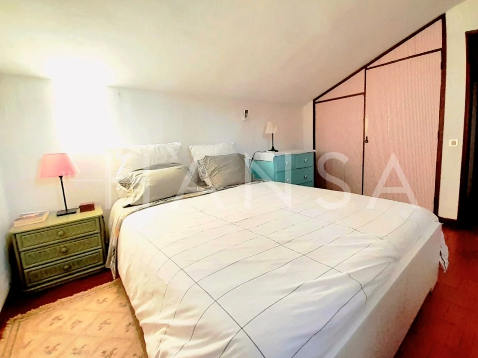 Moradia T4 para Venda em Sesimbra (Castelo) Foto 9