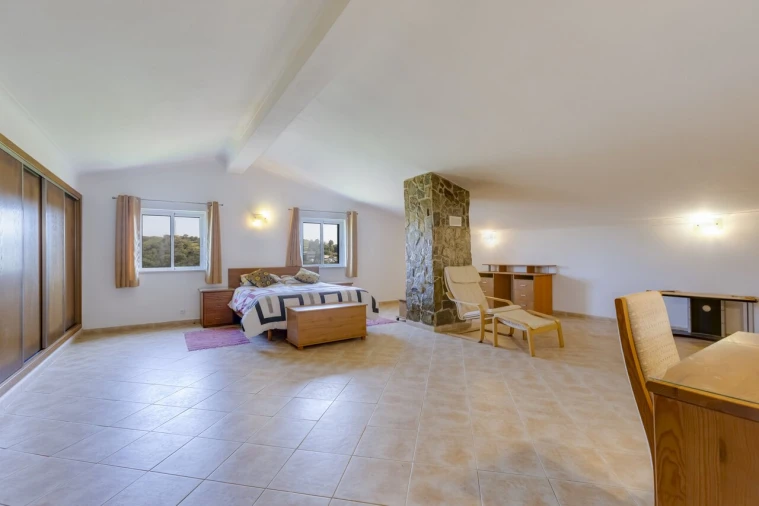 Moradia T4 para Venda em Bensafrim e Barão de São João Foto 20