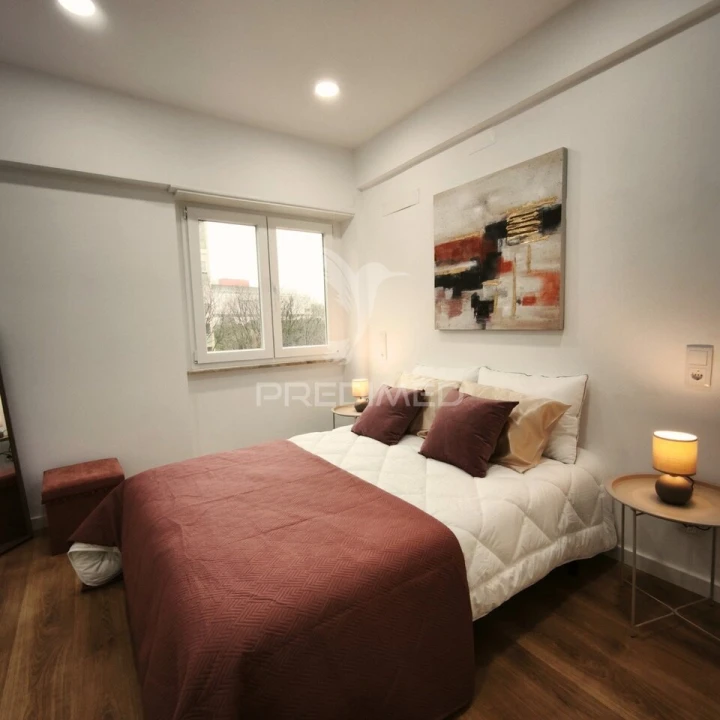 Apartamento T3 para Venda em Benfica Foto 8