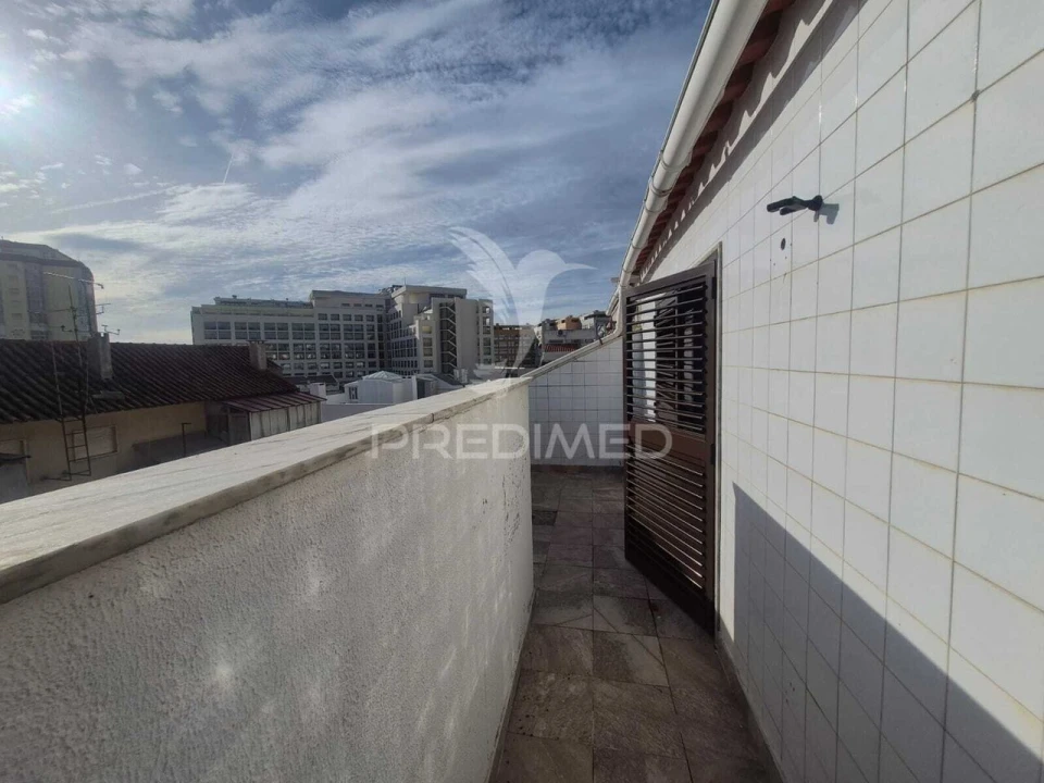 Apartamento T3 para Venda em Costa da Caparica Foto 26