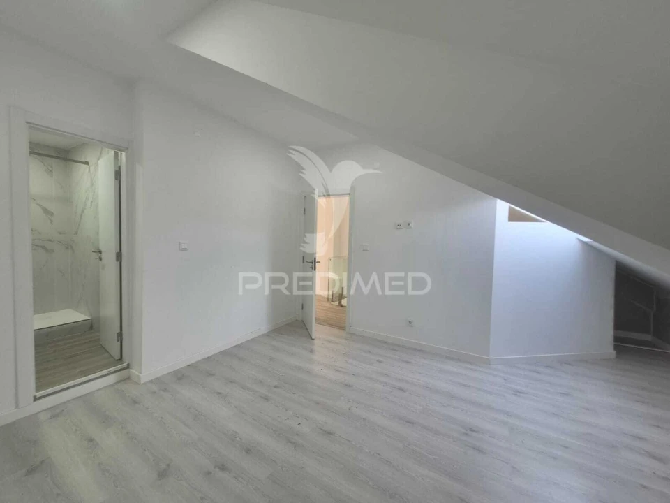 Apartamento T3 para Venda em Costa da Caparica Foto 35